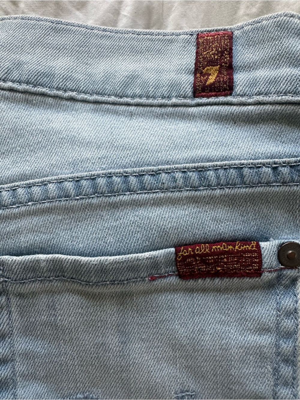 7 For All Mankind Light Blue Skinny Jeans with Maroon Label